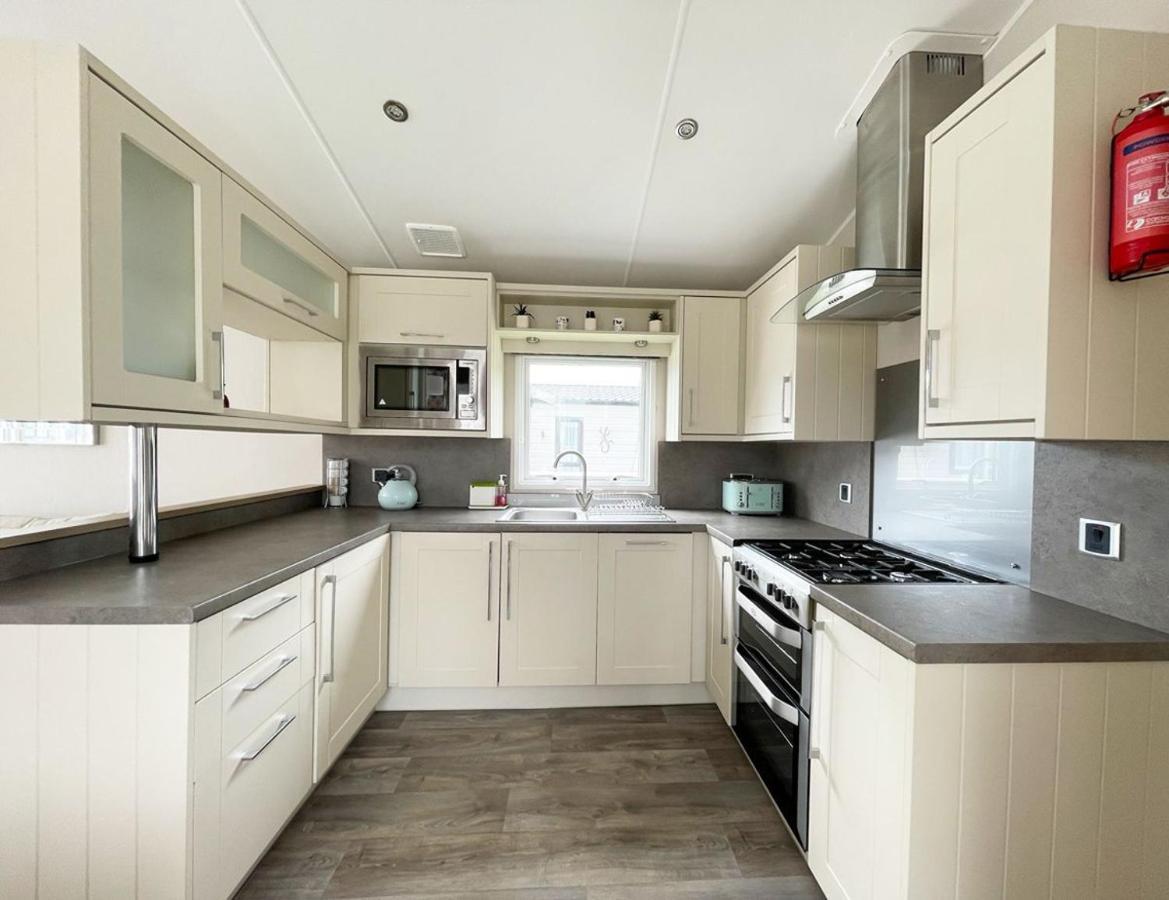11 Porth Valley Retreat Villa Newquay  Exterior photo